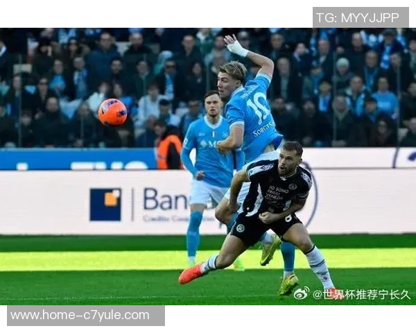 霍伊伦转会后状态回暖意甲12场已打入6球超越上赛季曼联表现