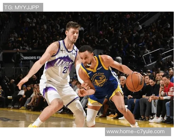 沃特森神勇表现三分精准轰下30分助球队逆转胜利展现超级实力 沃特森神勇表现三分精准轰下30分助球队逆转胜利展现超级实力